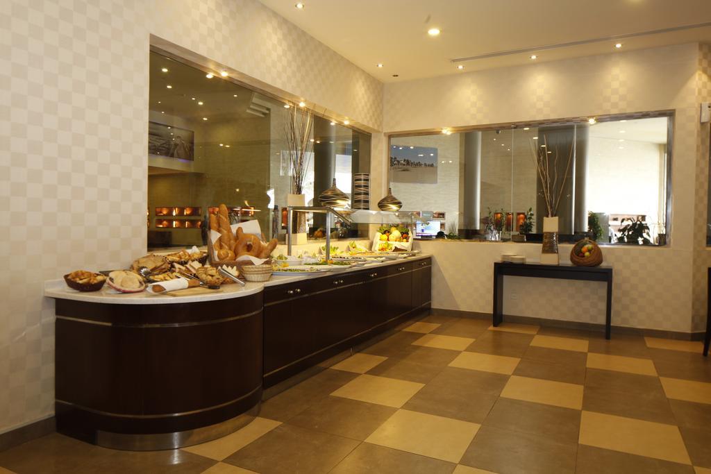 Golden Tulip Hail Zewnętrze zdjęcie