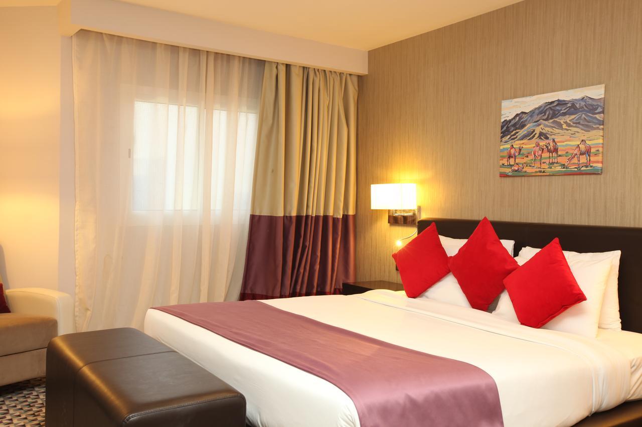 Golden Tulip Hail Zewnętrze zdjęcie